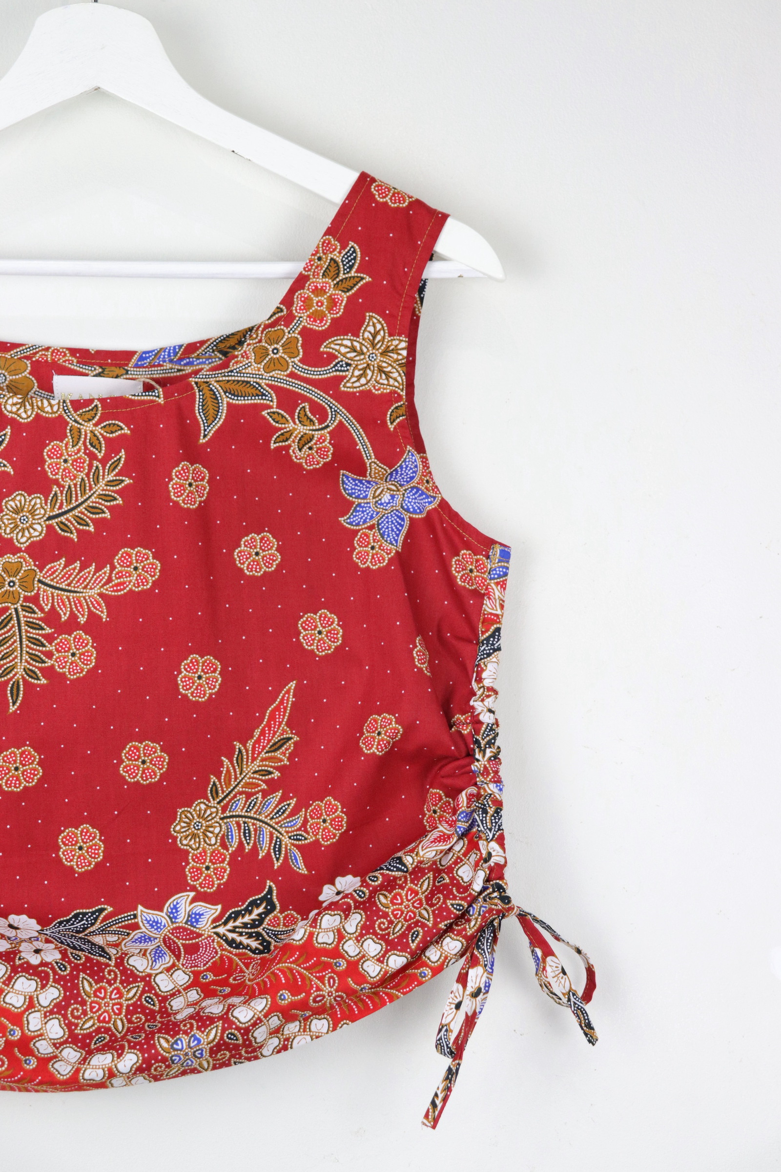 Side Ruched Drawstring Batik Top - Hibiscus Garland ( S - M )