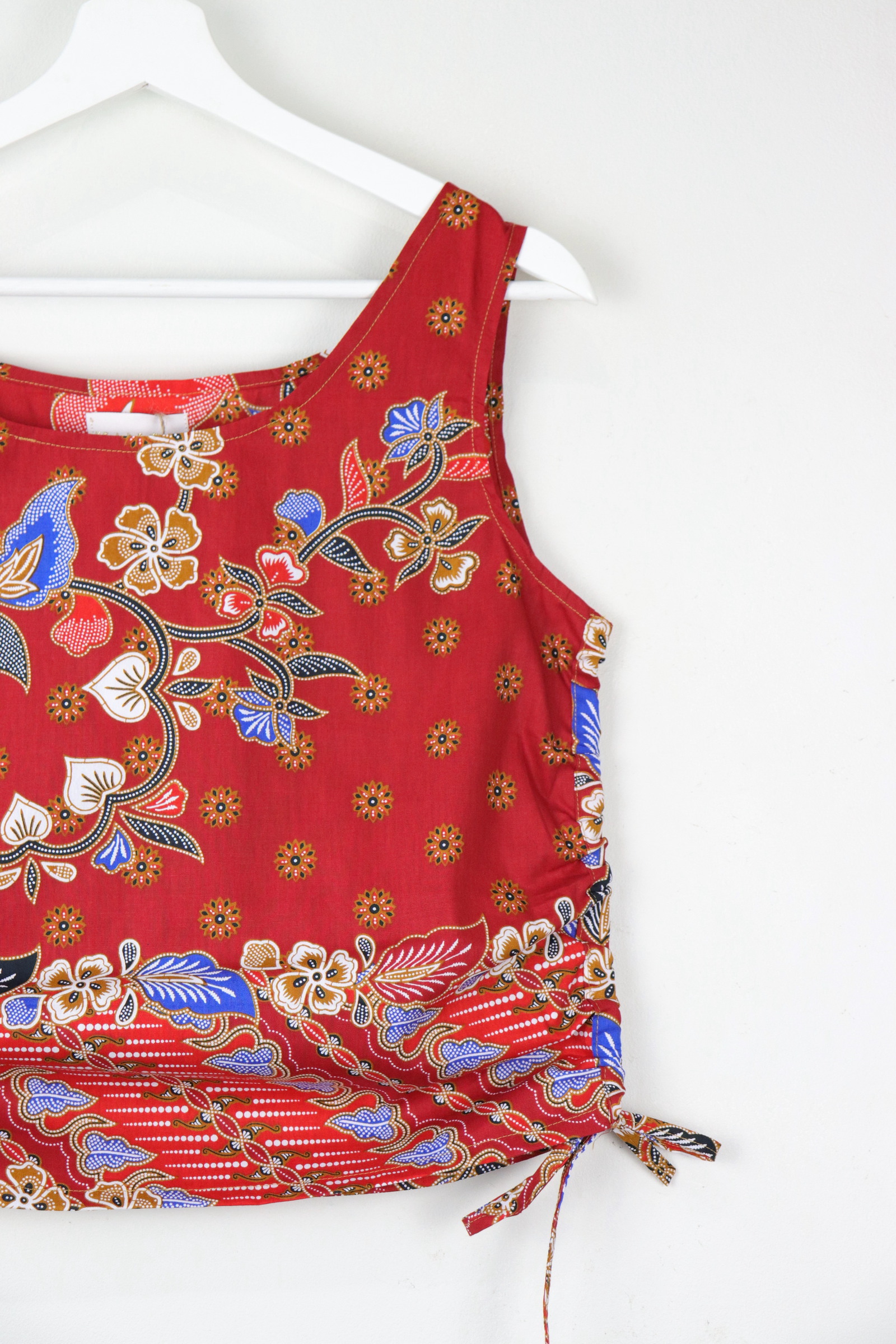Side Ruched Drawstring Batik Top - Hibiscus Bunch ( S - M )
