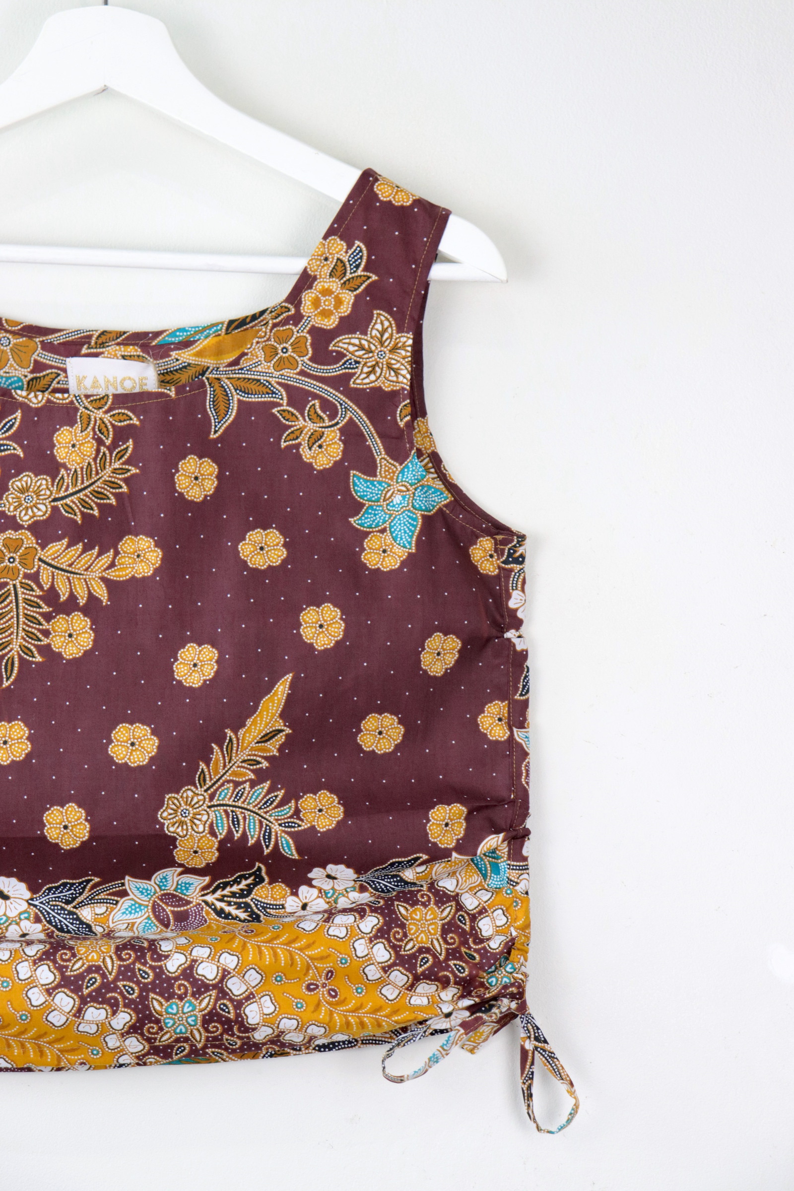 Side Ruched Drawstring Batik Top - Coconut Husk ( S - M )