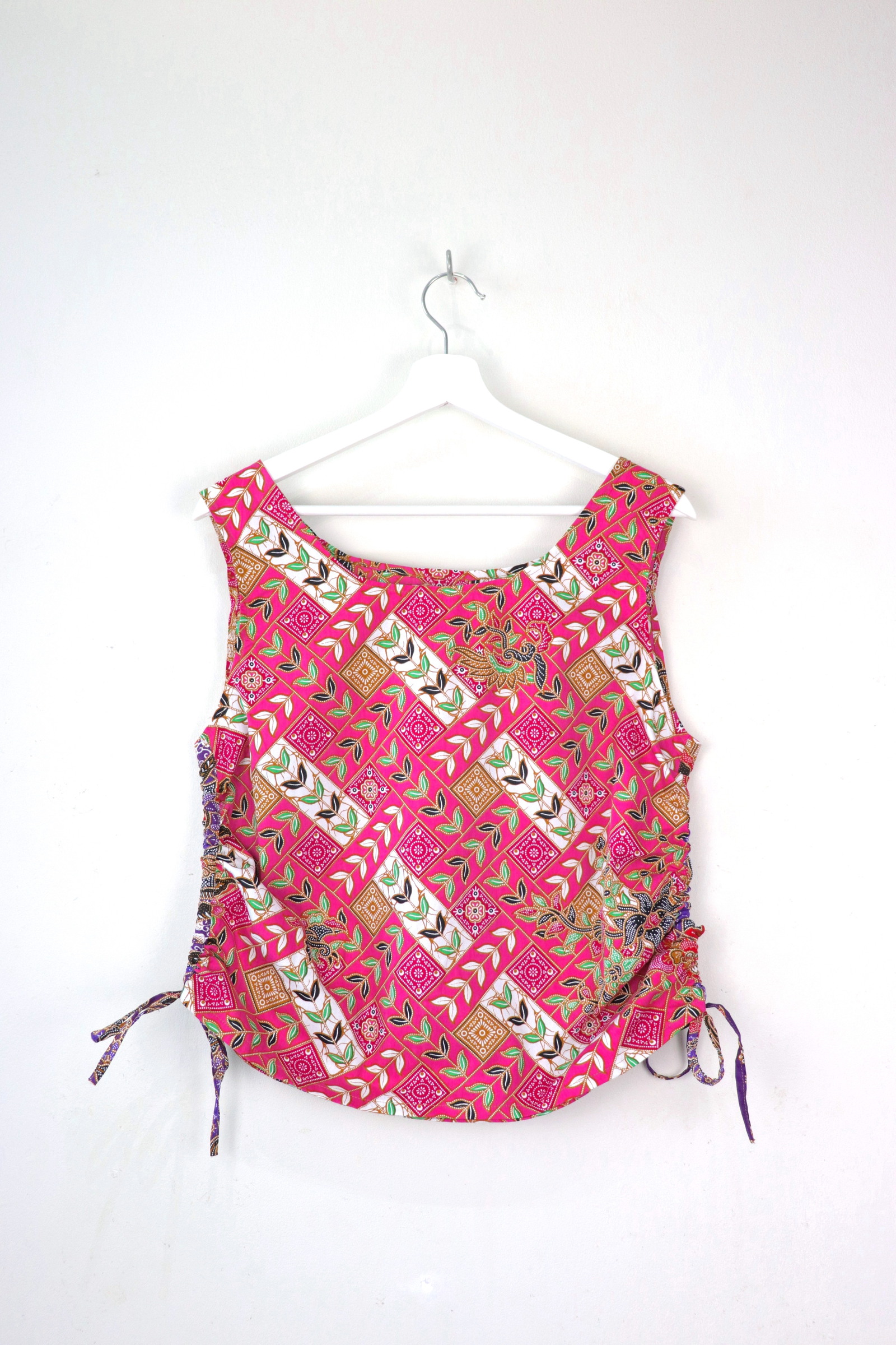 Side Ruched Drawstring Batik Top - Guava Paradise ( M - L  )