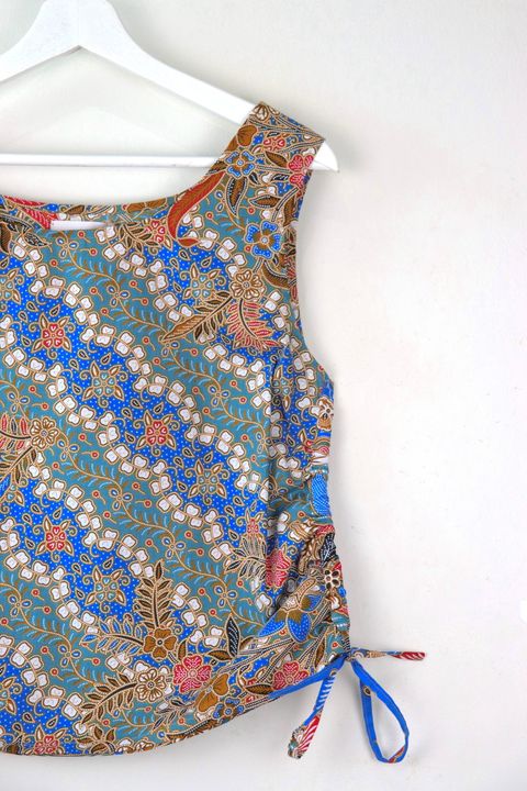 M-L-side-ruched-drawsting-batik-top34