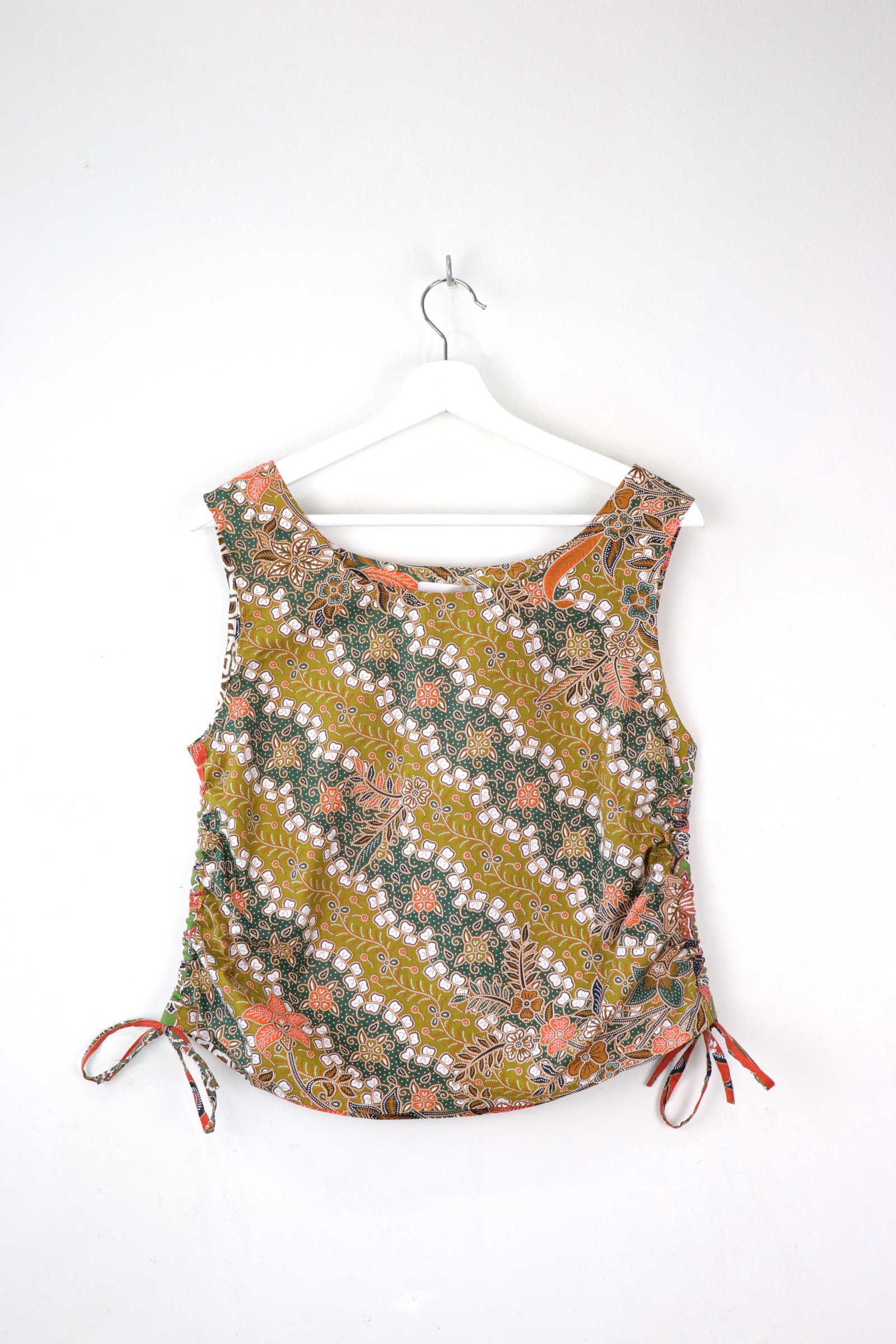 Side Ruched Drawstring Batik Top - Lush Woodlands ( M - L  )
