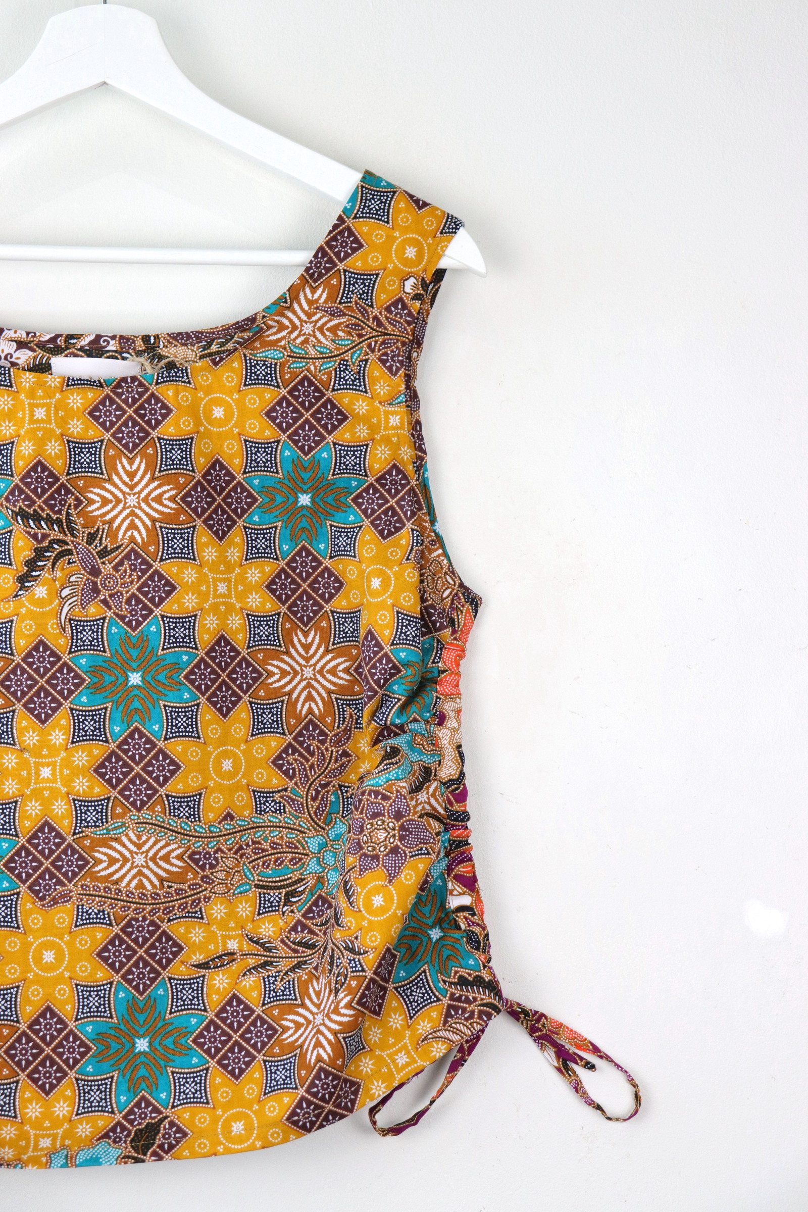Side Ruched Drawstring Batik Top - Aloha Heliconias ( M - L  )