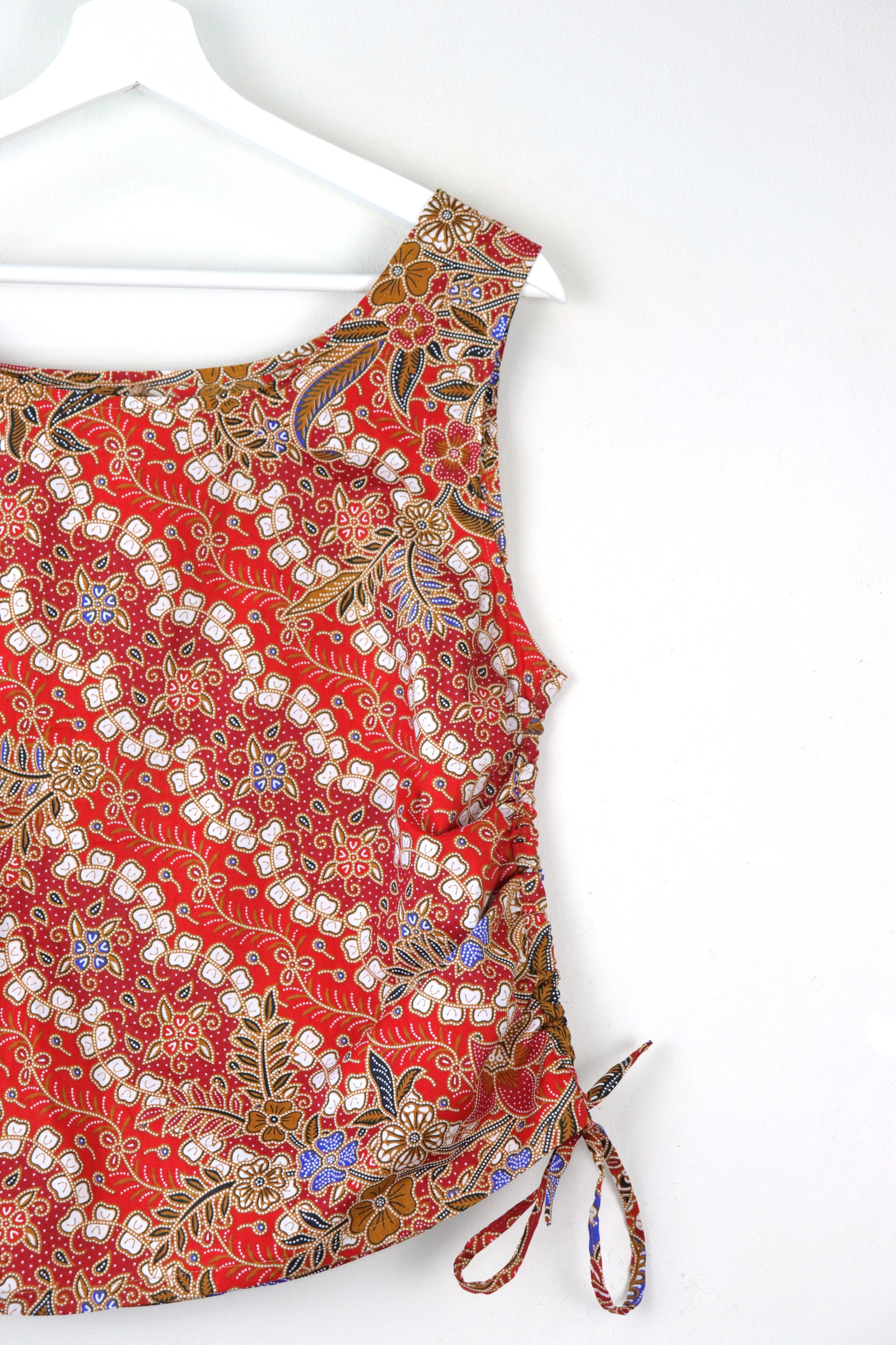 Side Ruched Drawstring Batik Top - Lobster Red ( M - L  )