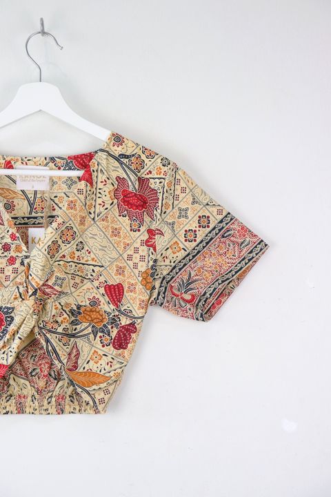 twisted-front-batik-top20