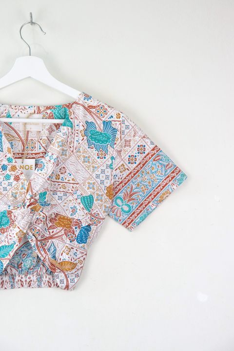 twisted-front-batik-top26