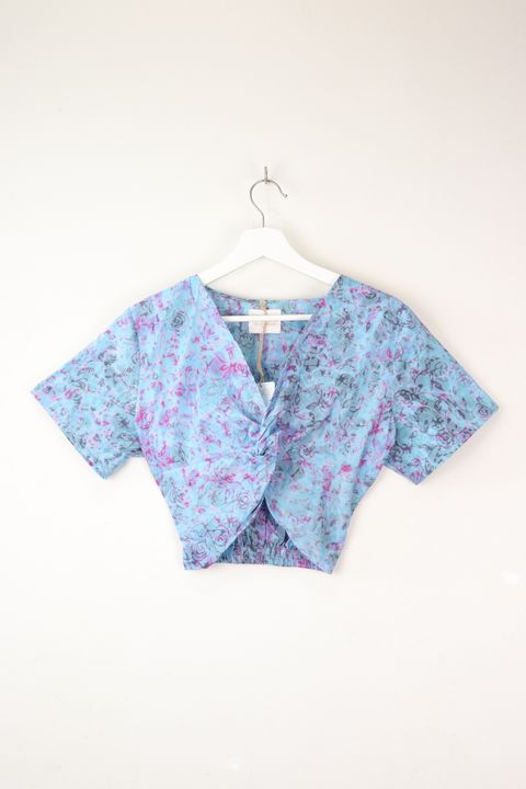 twisted-front-batik-top70