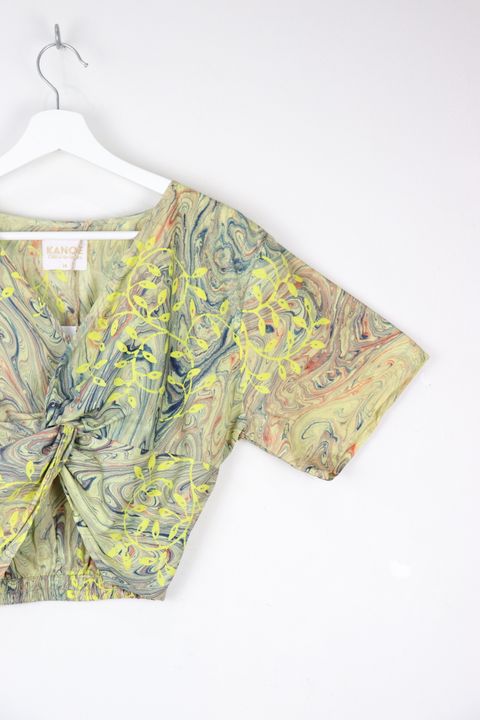 twisted-front-batik-top108