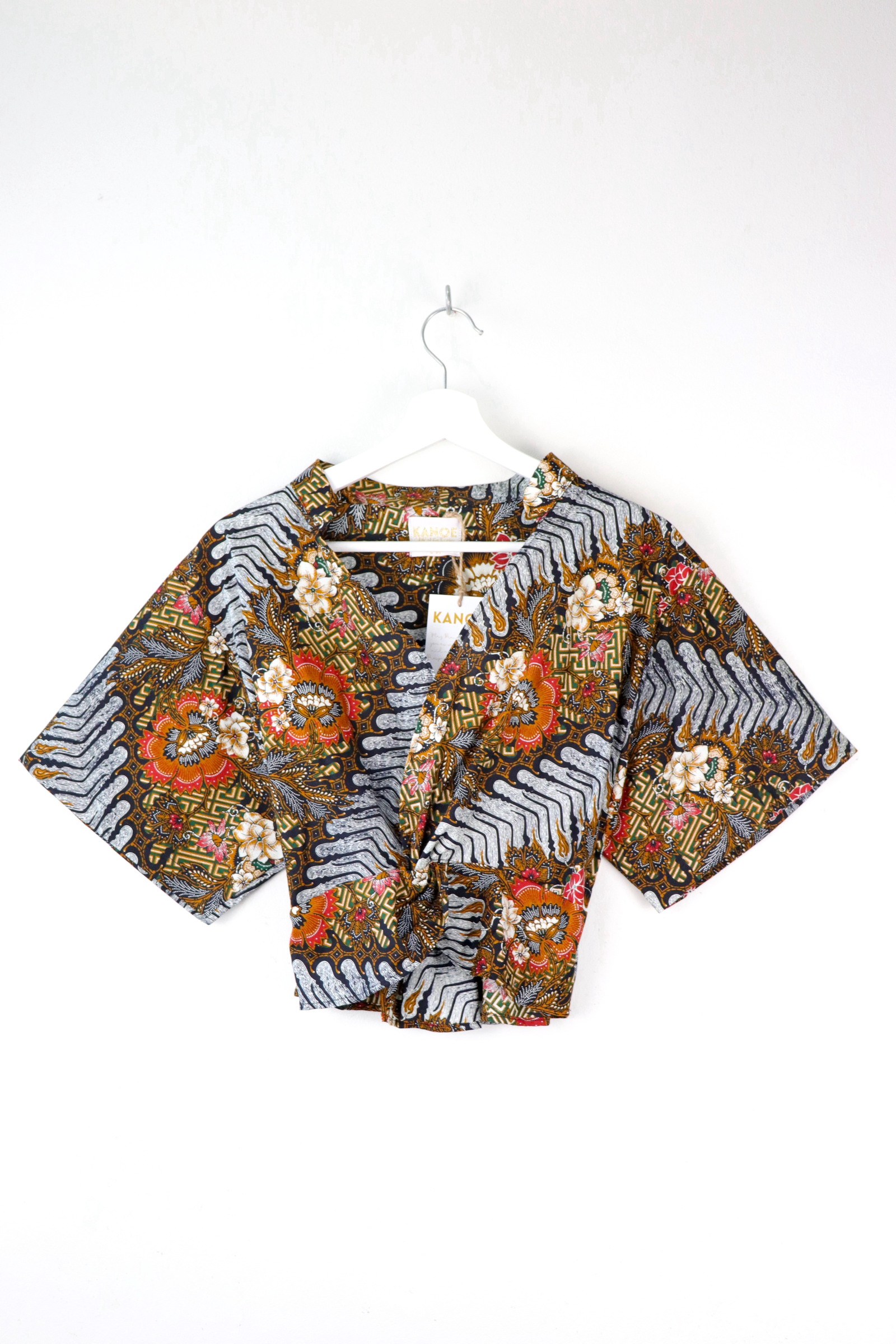 Twisted Front Mandarin Top - Mystical Madness