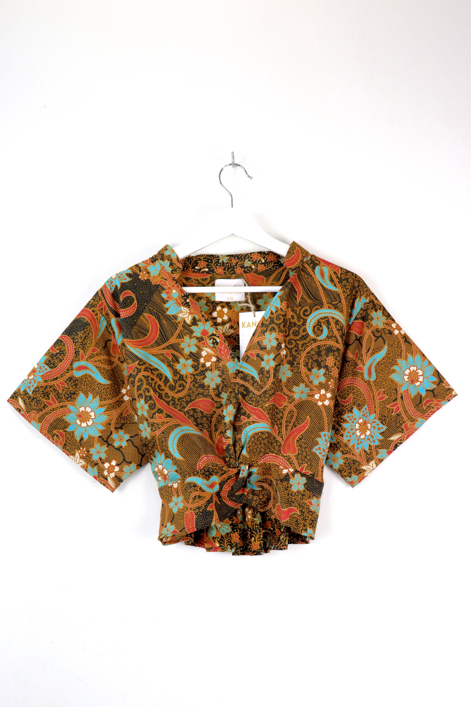 Twisted Front Mandarin Top - Enchanted Meadow
