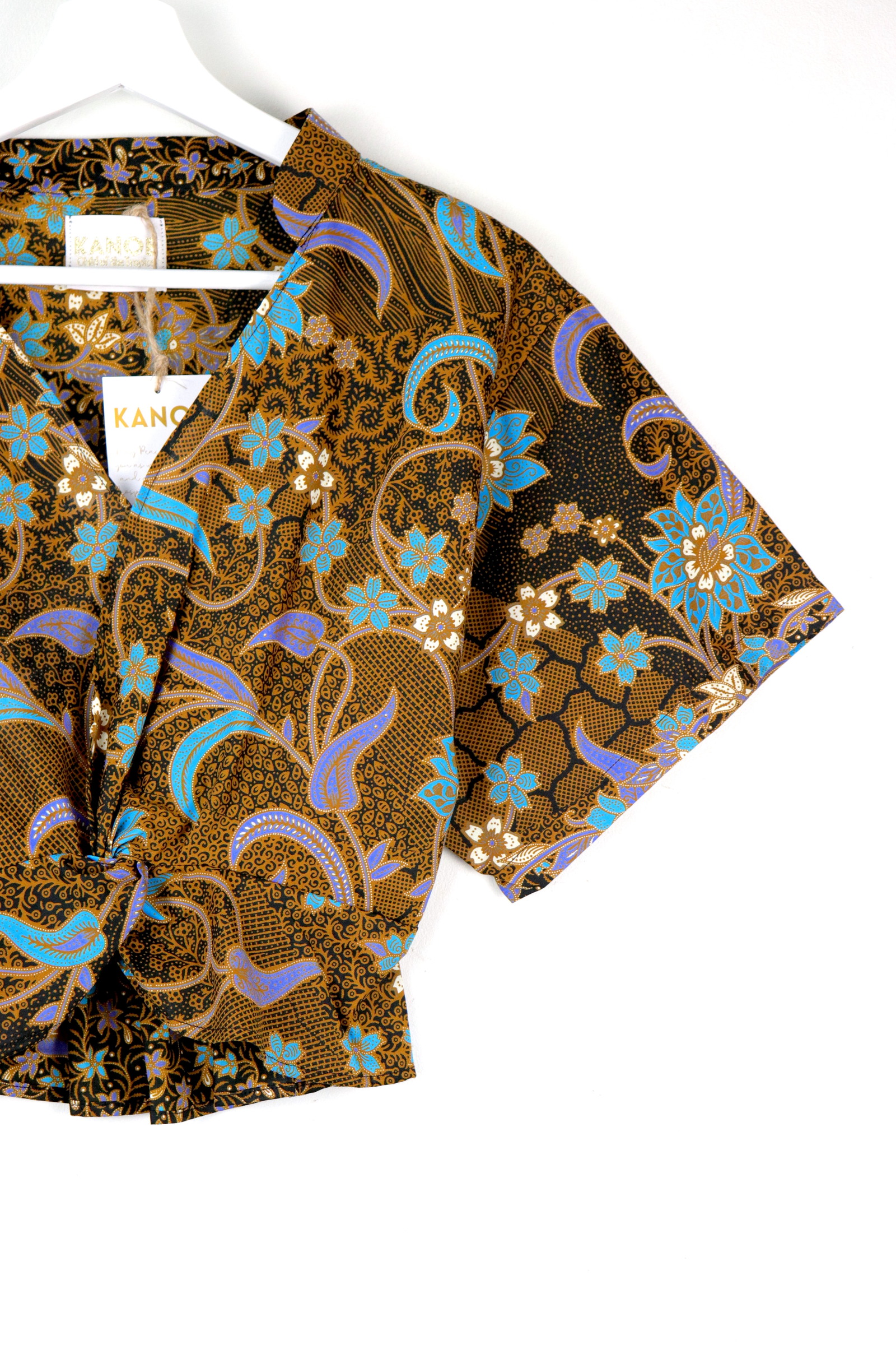 Twisted Front Mandarin Top - Butterfly Fable