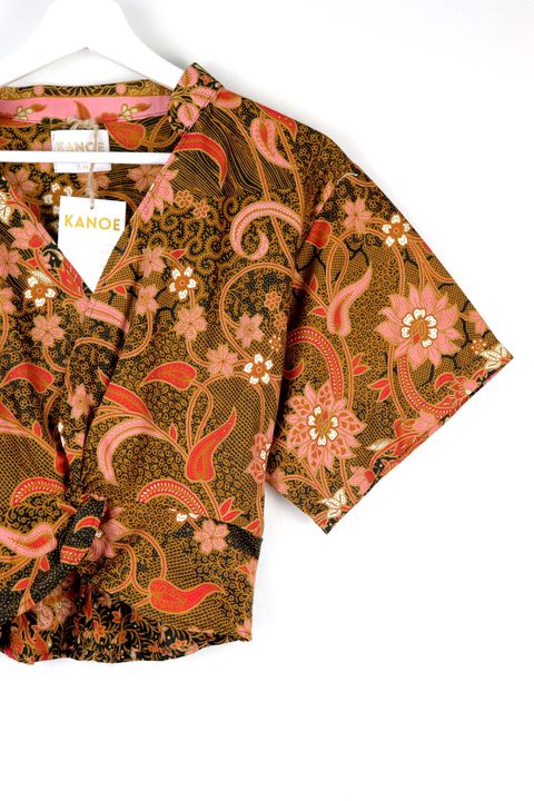 twisted-front-mandarin-collar-batik-top57