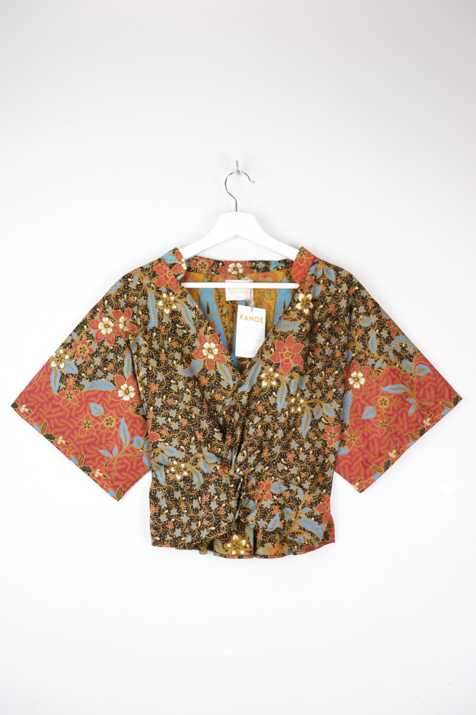 Twisted Front Mandarin Top - Fae Folklore
