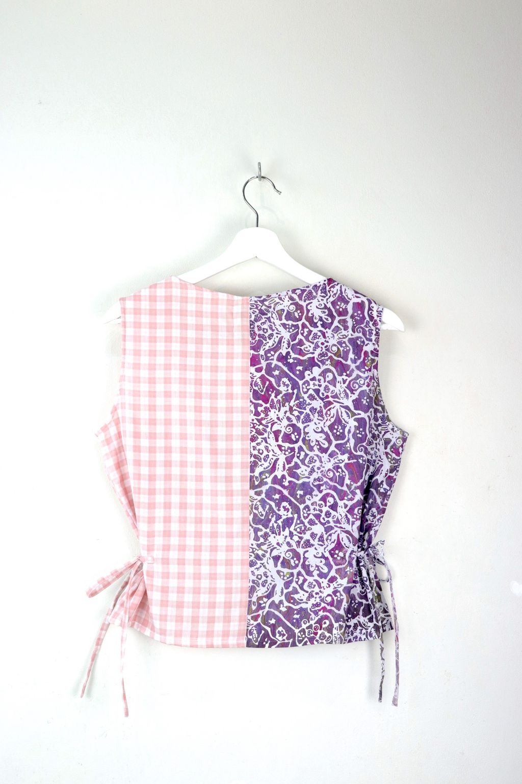 two-toned-collection-triple-tie-front-vest-batik-top9