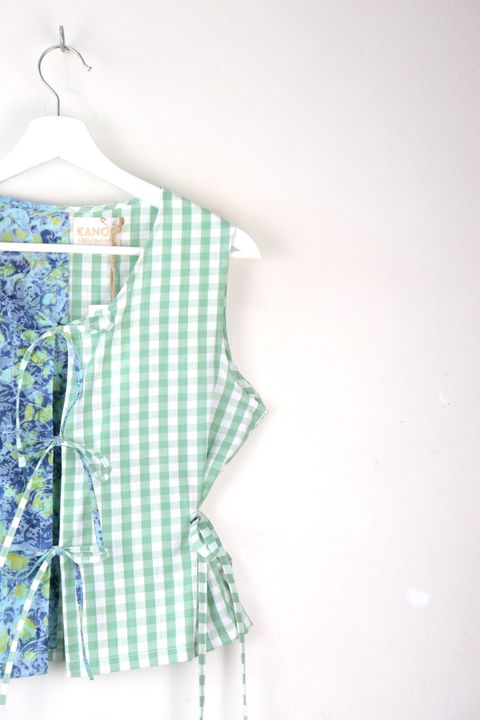 two-toned-collection-triple-tie-front-vest-batik-top19