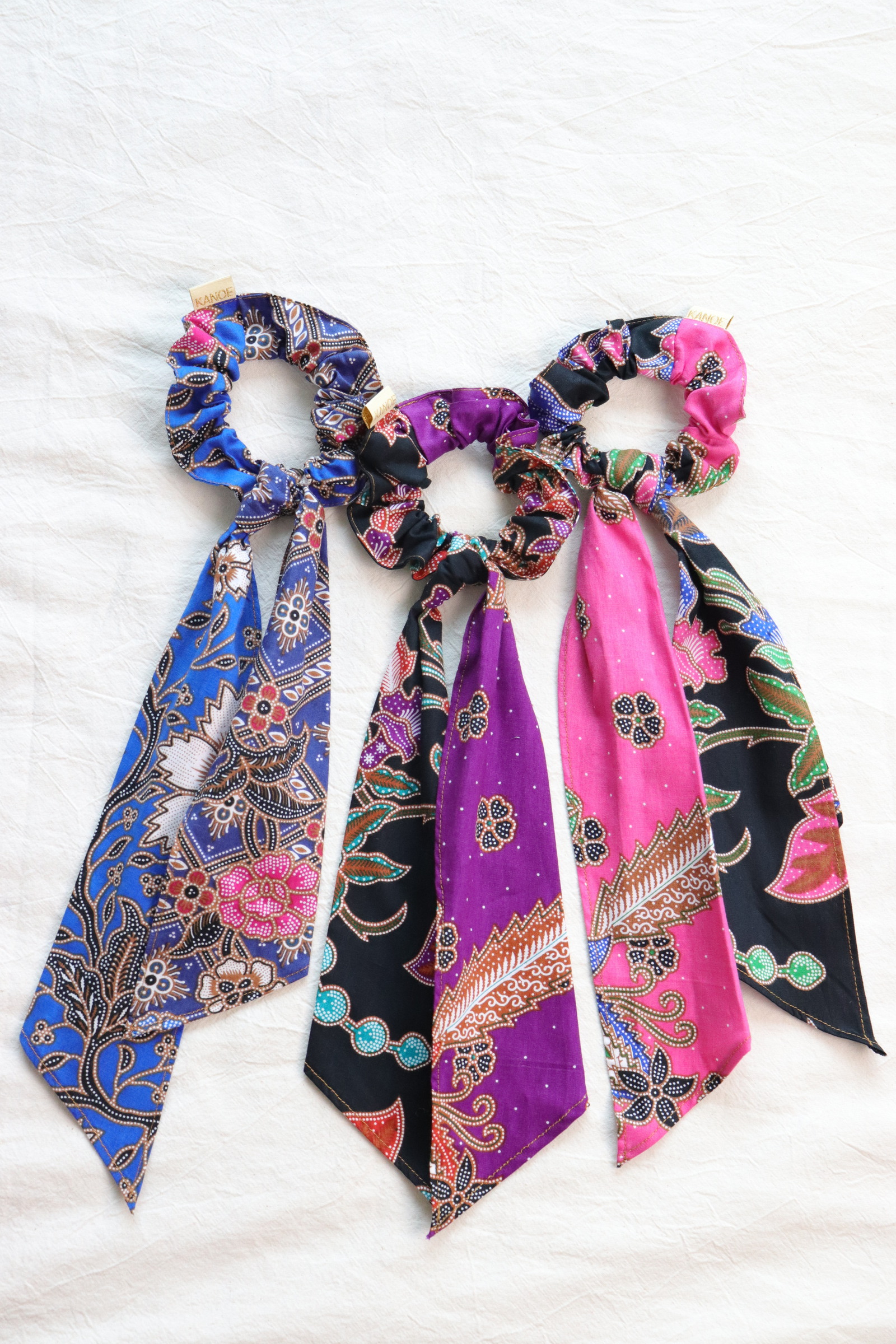 Batik Scrunchie w/ Ribbon [Set of 3] - Haley