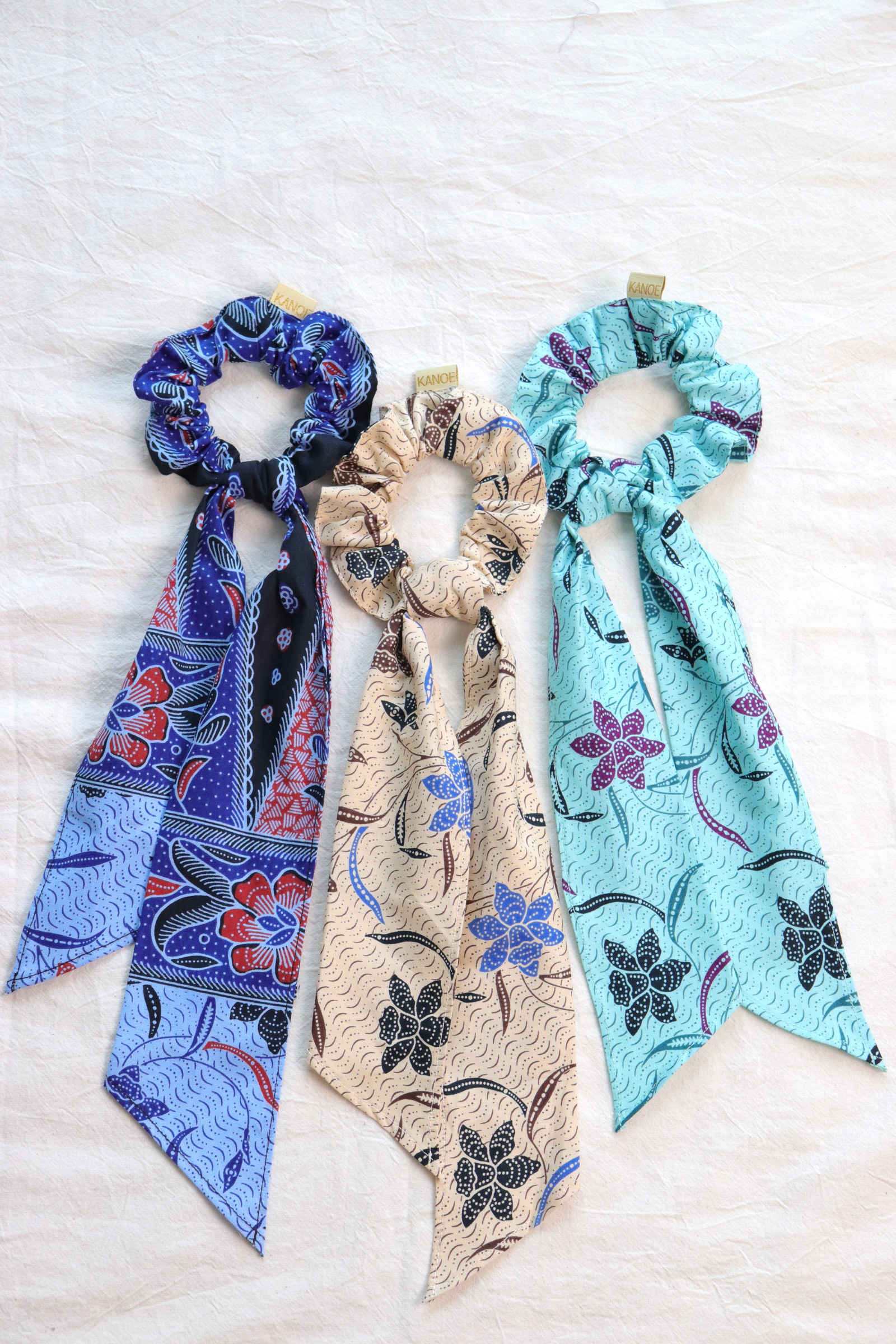 Batik Scrunchie w/ Ribbon [Set of 3] - Serena
