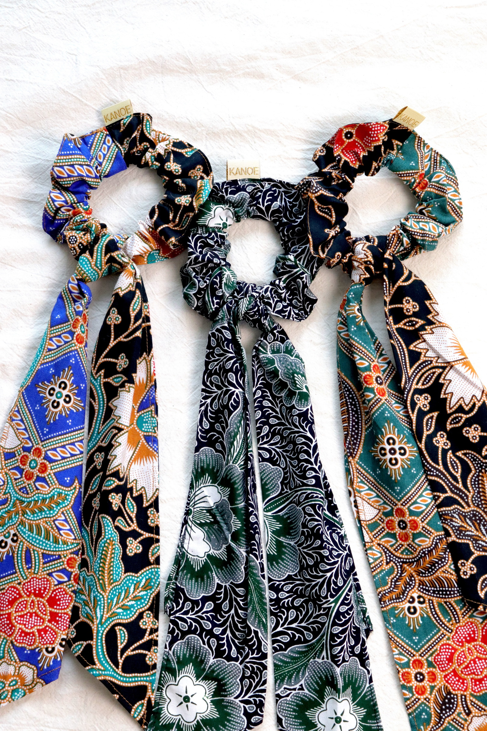 Batik Scrunchie w/ Ribbon [Set of 3] - Willow