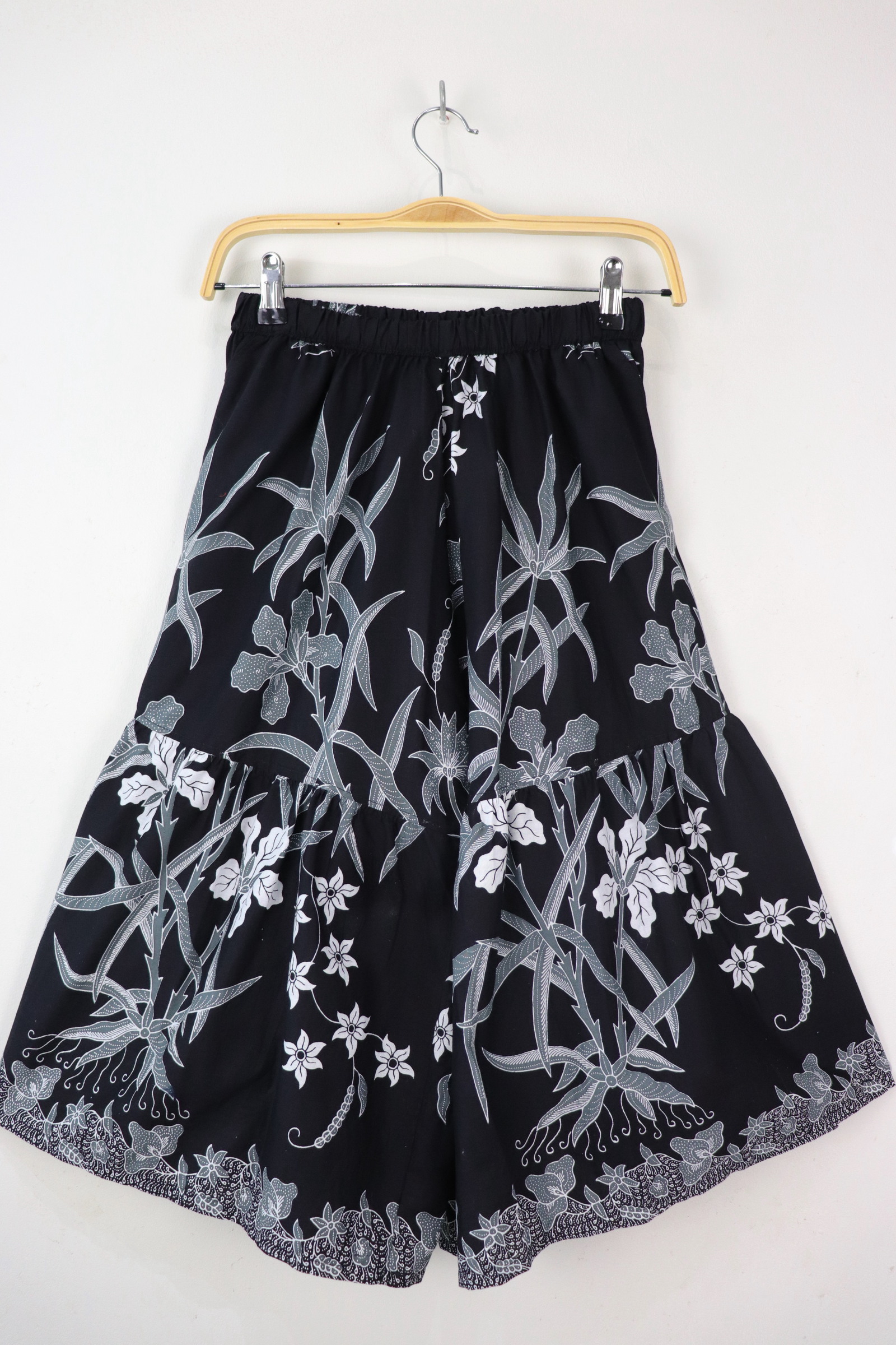 Batik Frou Skort - Inan ( L )