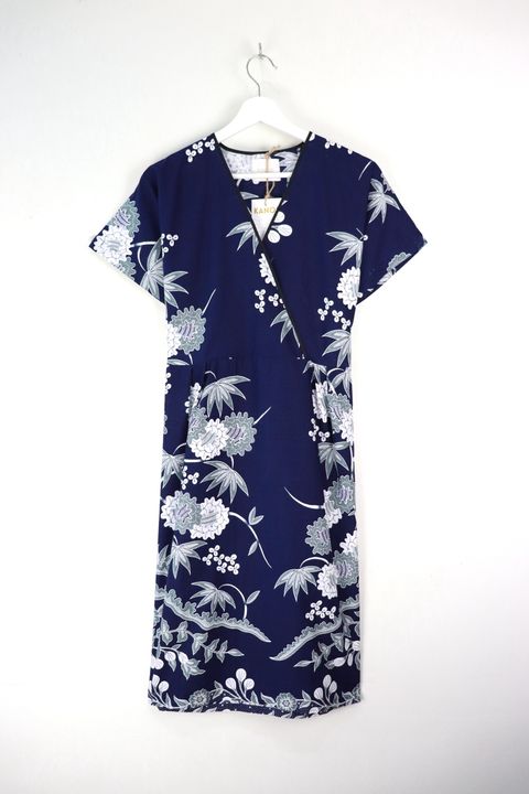 batik-black-border-kimono-wrap-dress-48