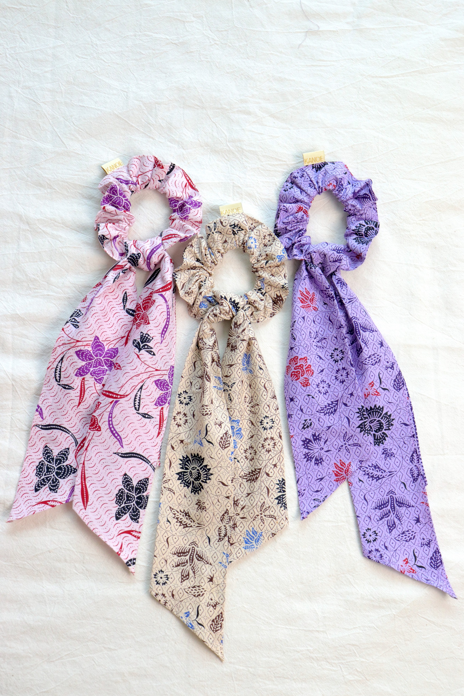 Batik Scrunchie w/ Ribbon [Set of 3] - Sophie