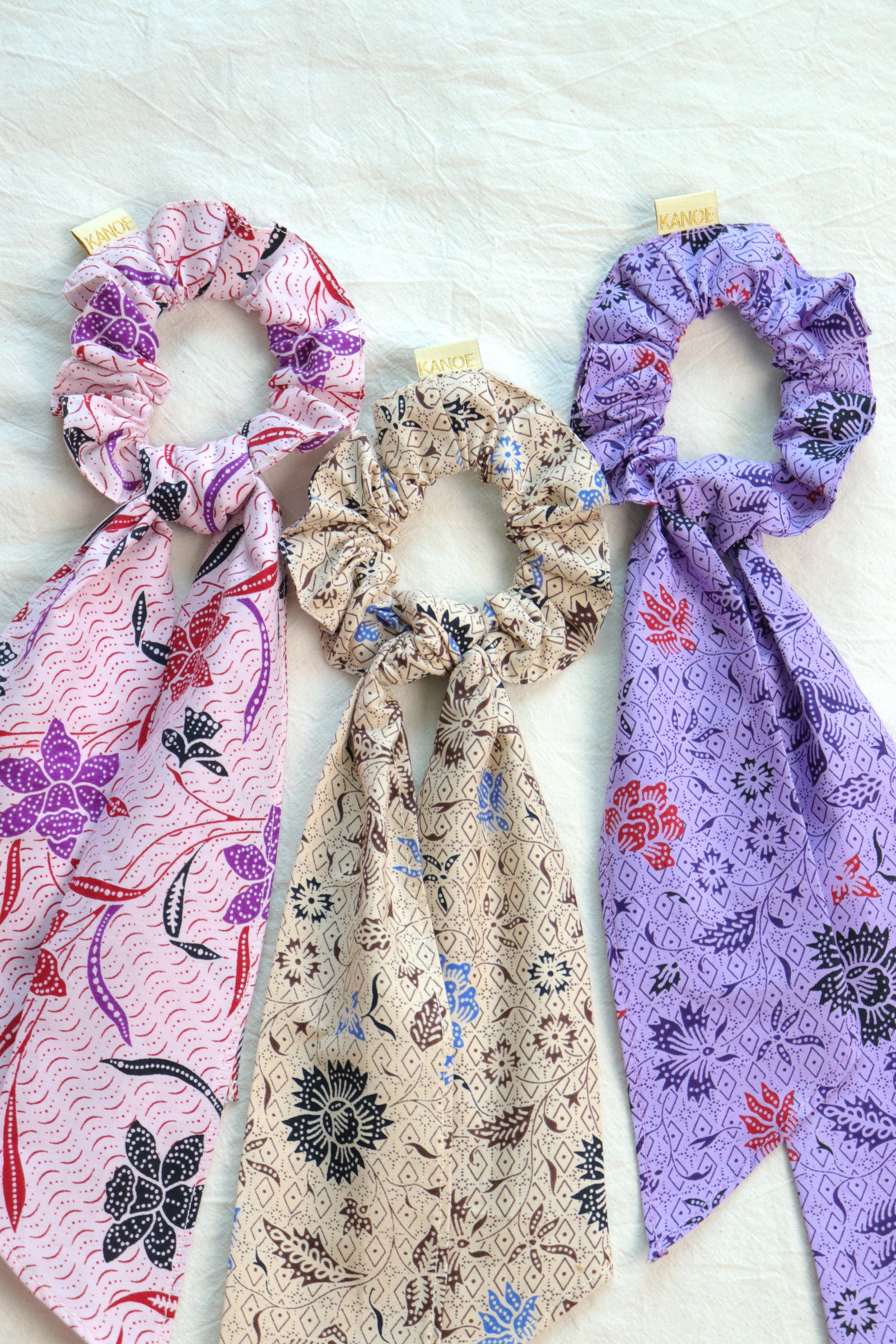 Batik Scrunchie w/ Ribbon [Set of 3] - Sophie