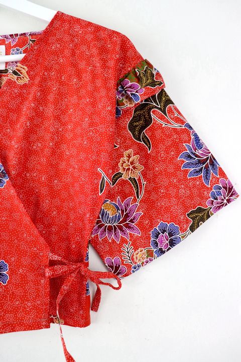 frill-wrap-batik-top-17