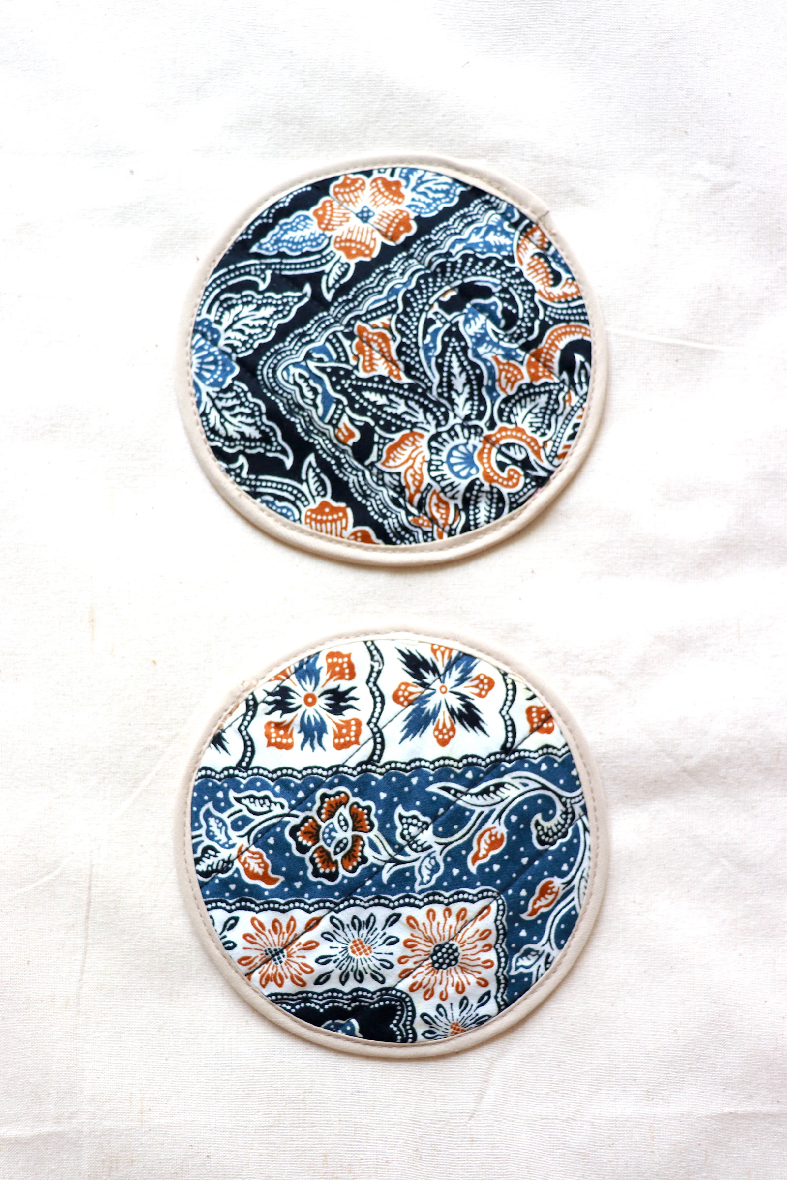 Batik Coaster - Favourite Mug ( Set of 2 )
