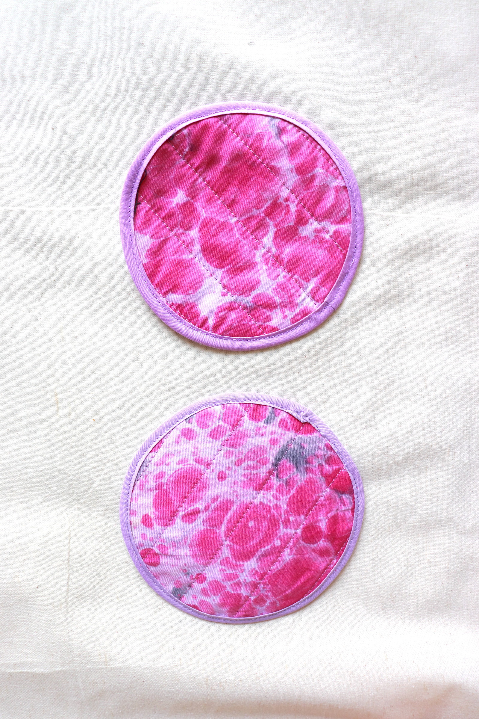Batik Coaster - Pinkie Sips ( Set of 2 )