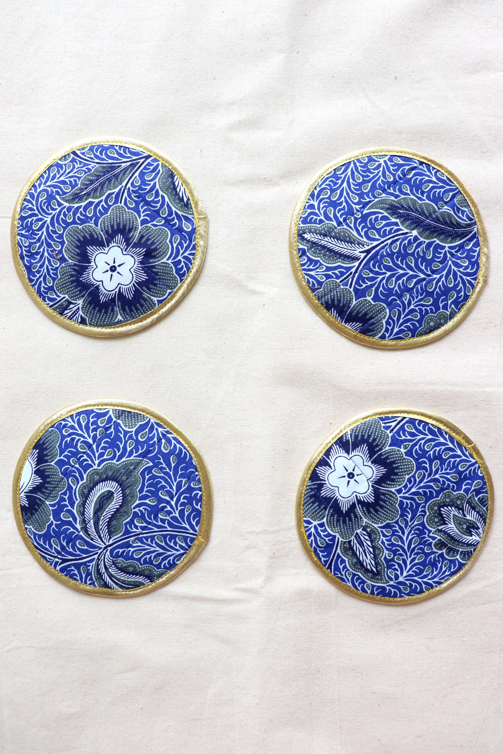 Batik Coaster - Raise a Glass ( Set of 4 )