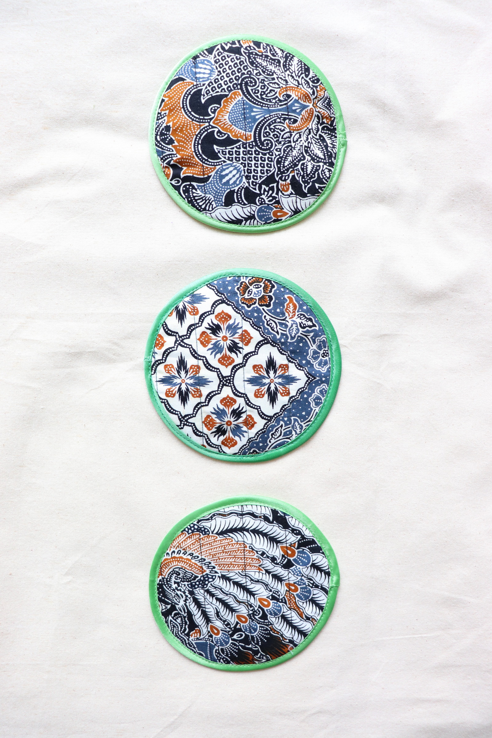 Batik Coaster - Teh Hijau ( Set of 3 )