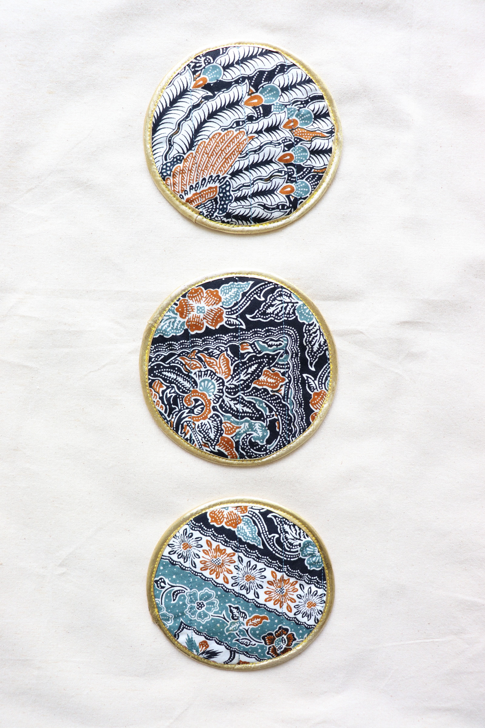 Batik Coaster - Clover Sour ( Set of 3 )