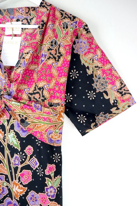 twisted-front-batik-dress-with-mandarin-collar-6