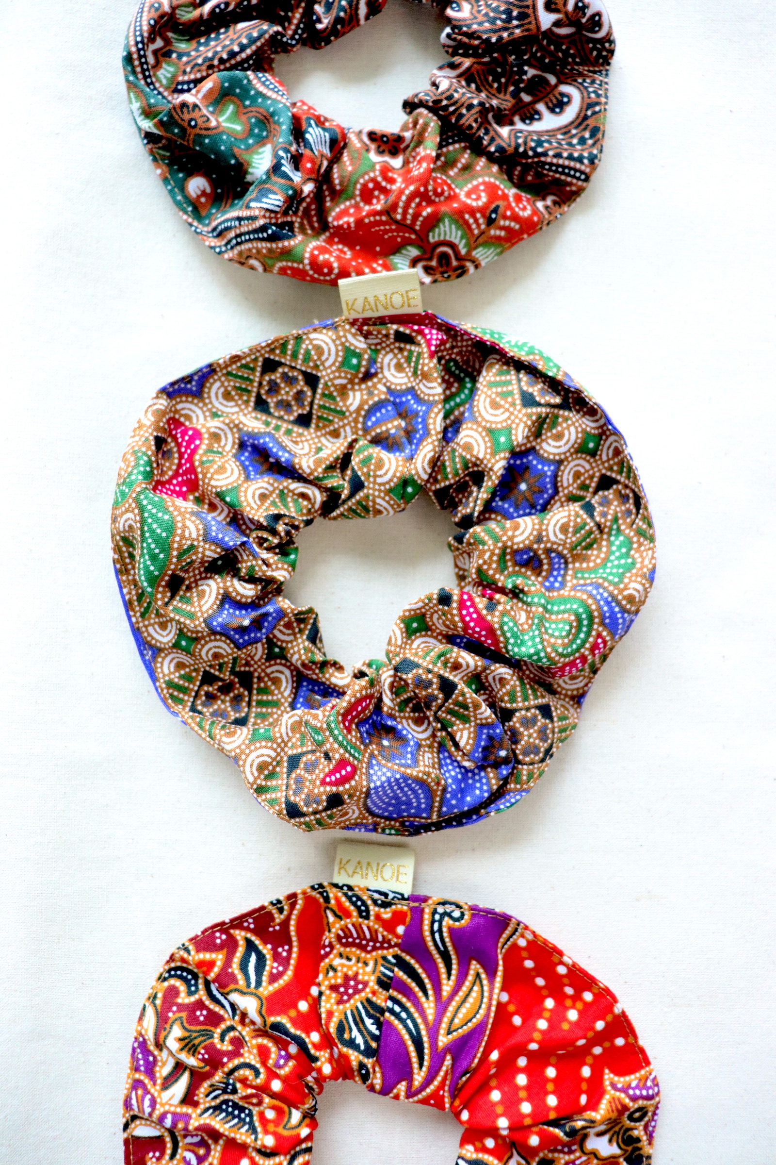 Maxi Batik Scrunchies (Set of 3) - October Calendula