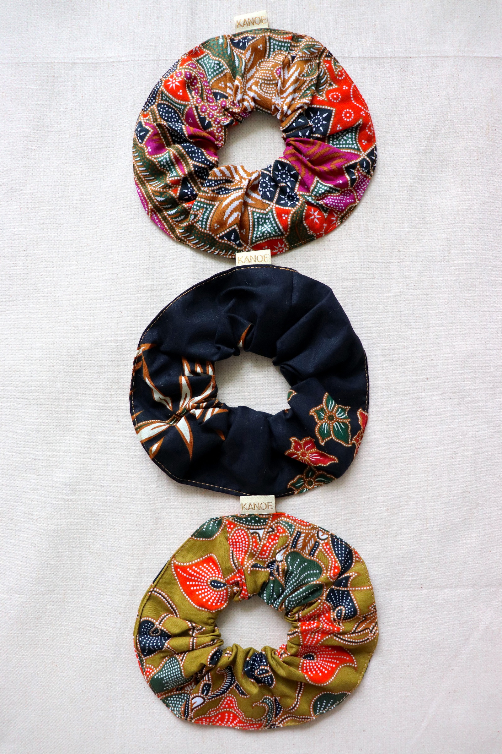 Maxi Batik Scrunchies (Set of 3) - Autumn Crisp