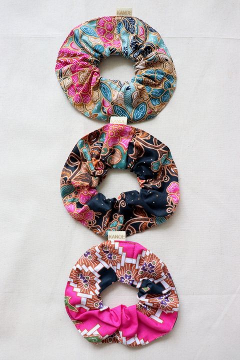 maxi-batik-scrunchies-set-of-three-5