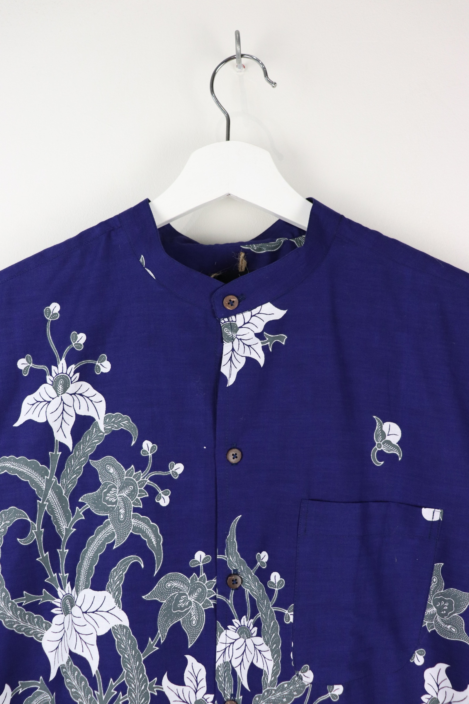 KANOEMEN Stand Collar Batik Shirt - Sapphire (L)