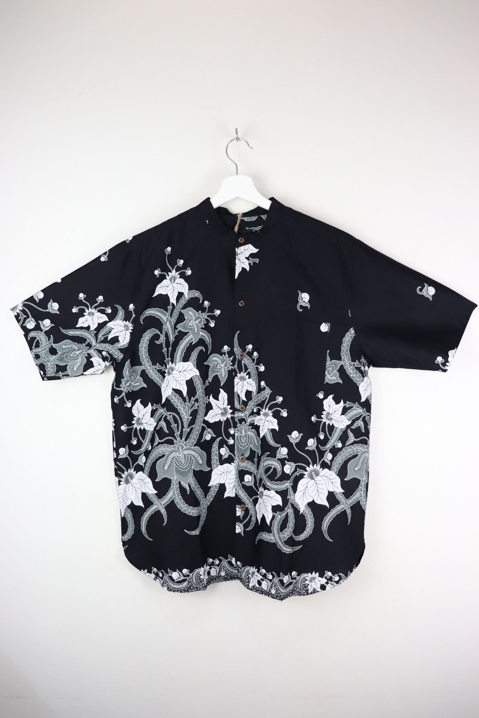 KANOEMEN Stand Collar Batik Shirt - Raven (L)