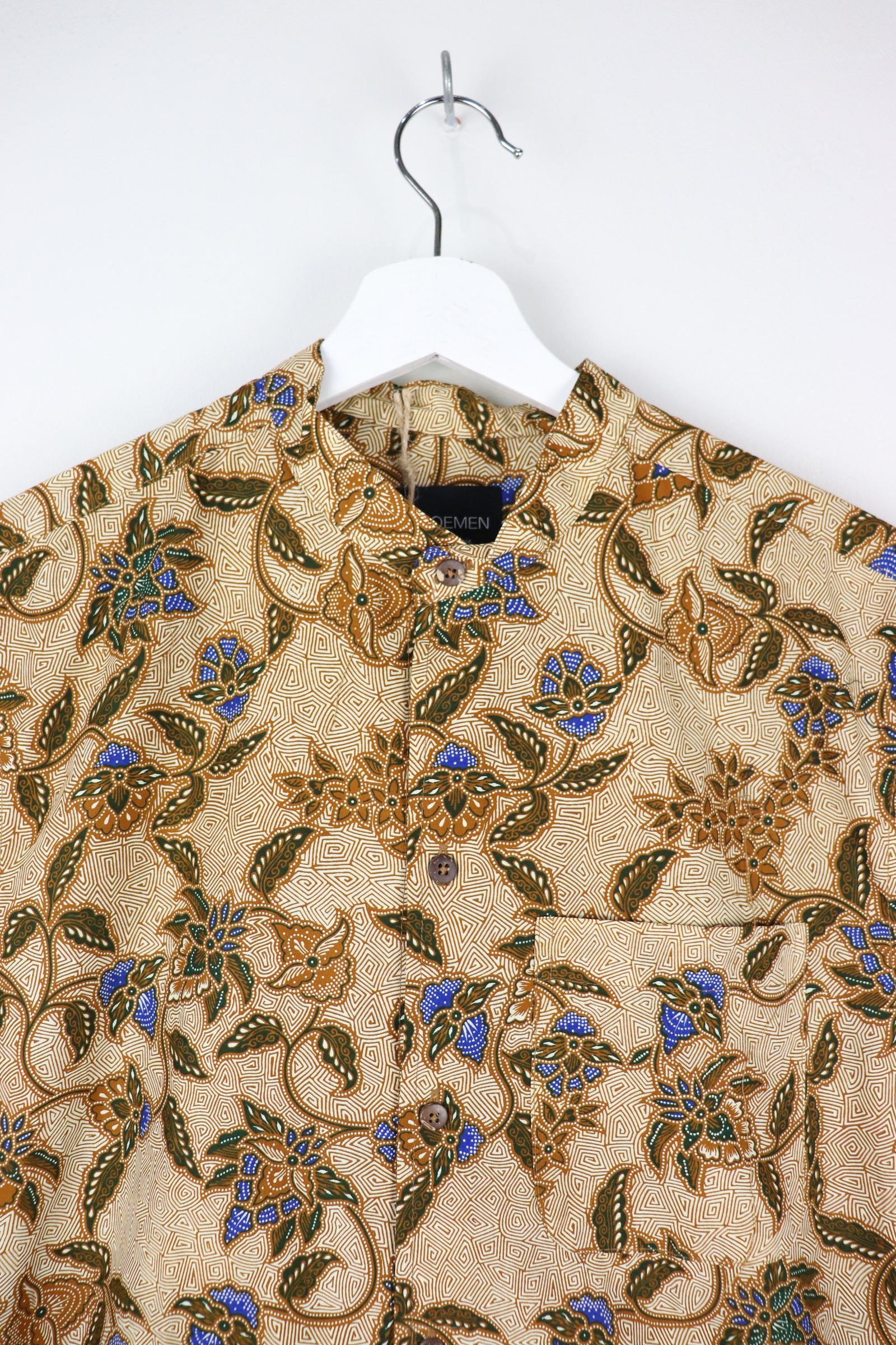 KANOEMEN Stand Collar Batik Shirt - Iris (Blue)
