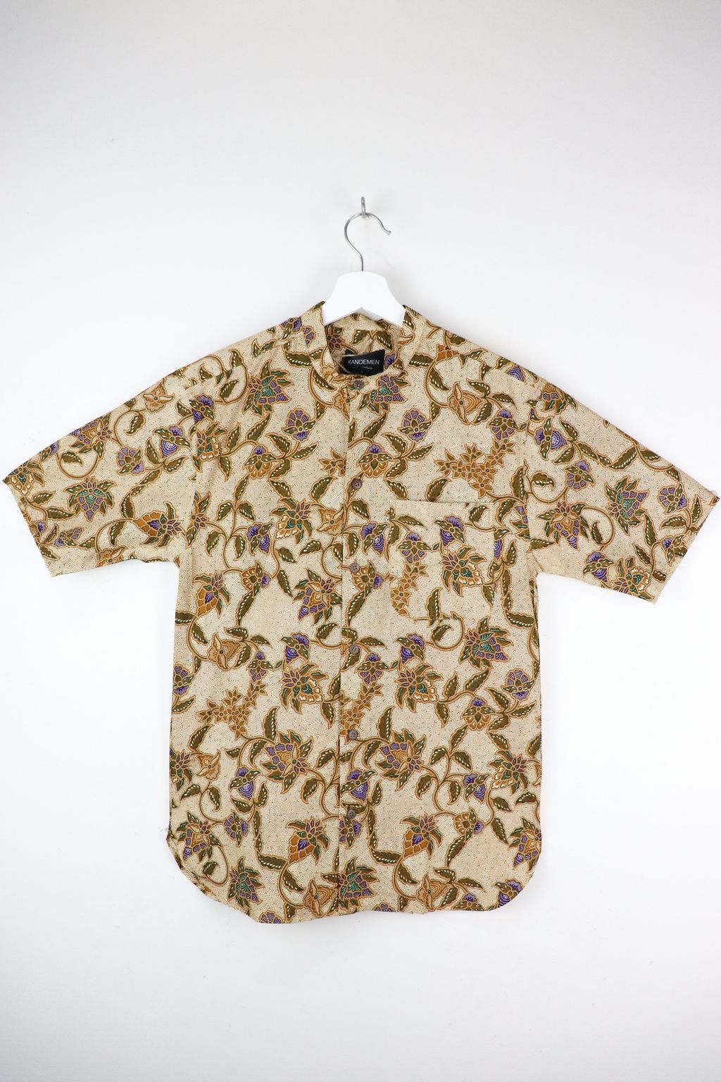 kanoemen-stand-collared-batik-shirt-35