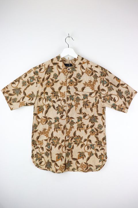 kanoemen-stand-collared-batik-shirt-29