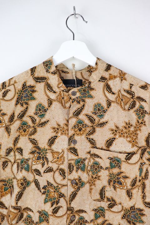 kanoemen-stand-collared-batik-shirt-30