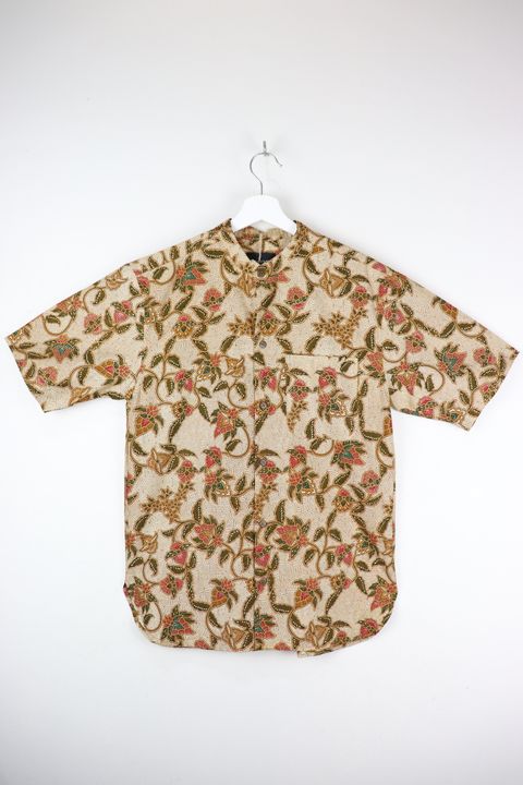 kanoemen-stand-collared-batik-shirt-39