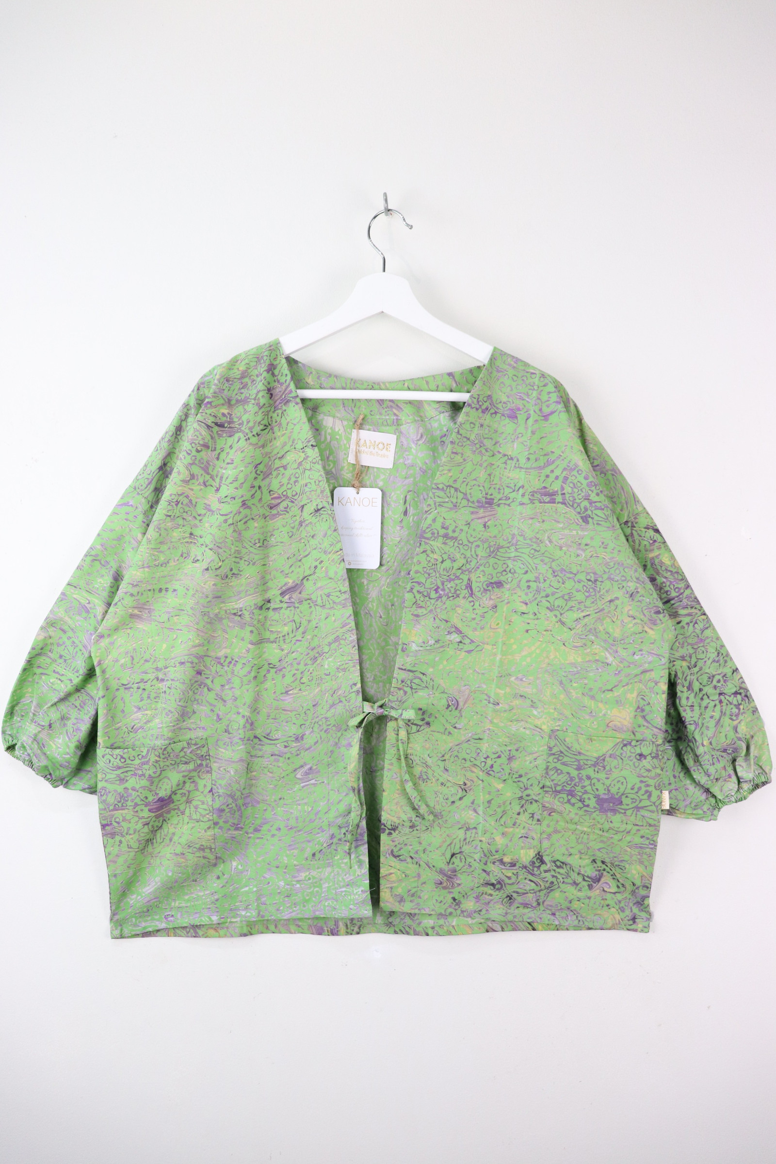 Handmade Batik Kimono Signature - Pear Bellflowers