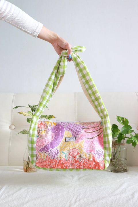 Kedai-Zoe-Kanoe-batik-gingham-bag-31