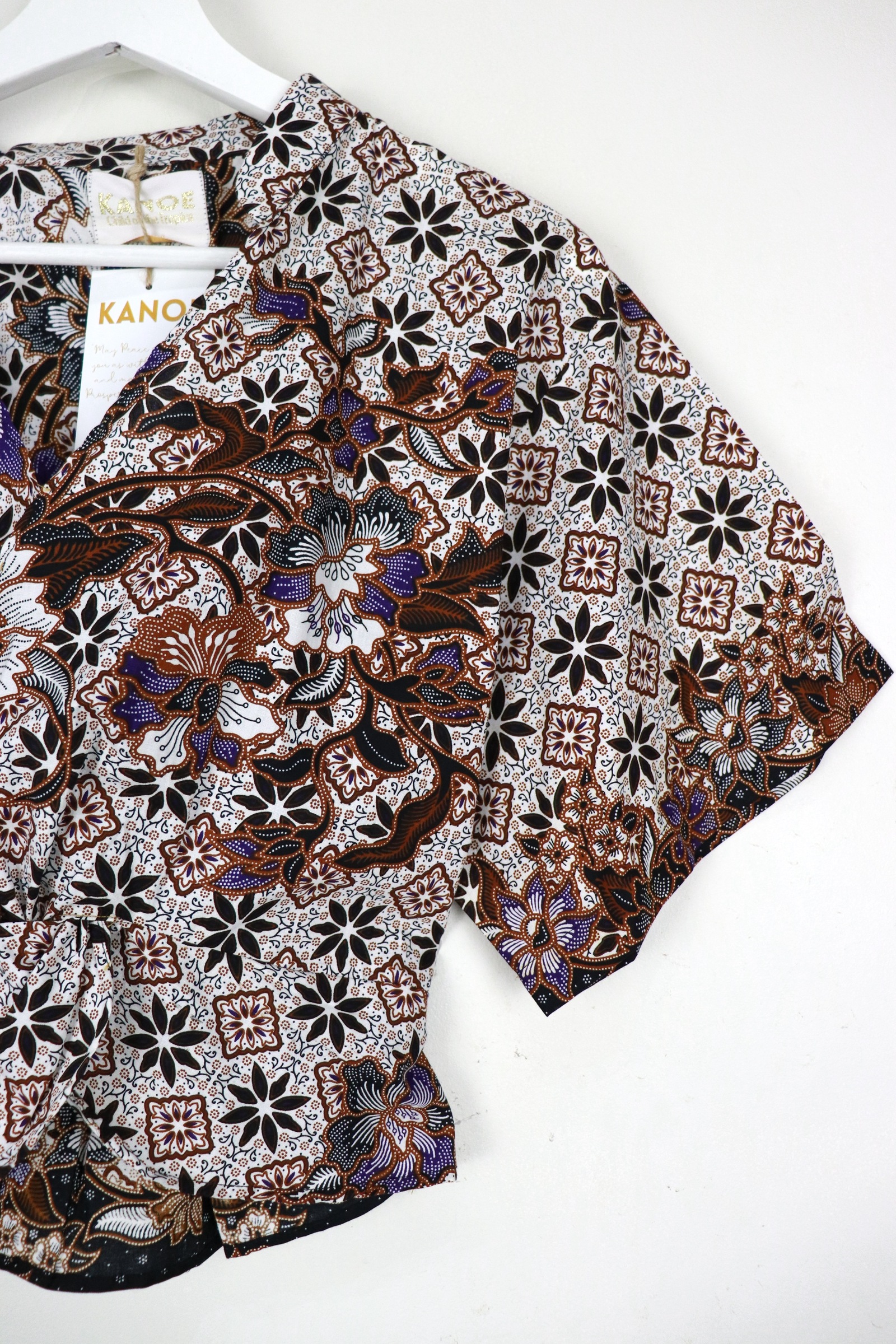 Twisted Front Mandarin Top - Heliotrope Myth
