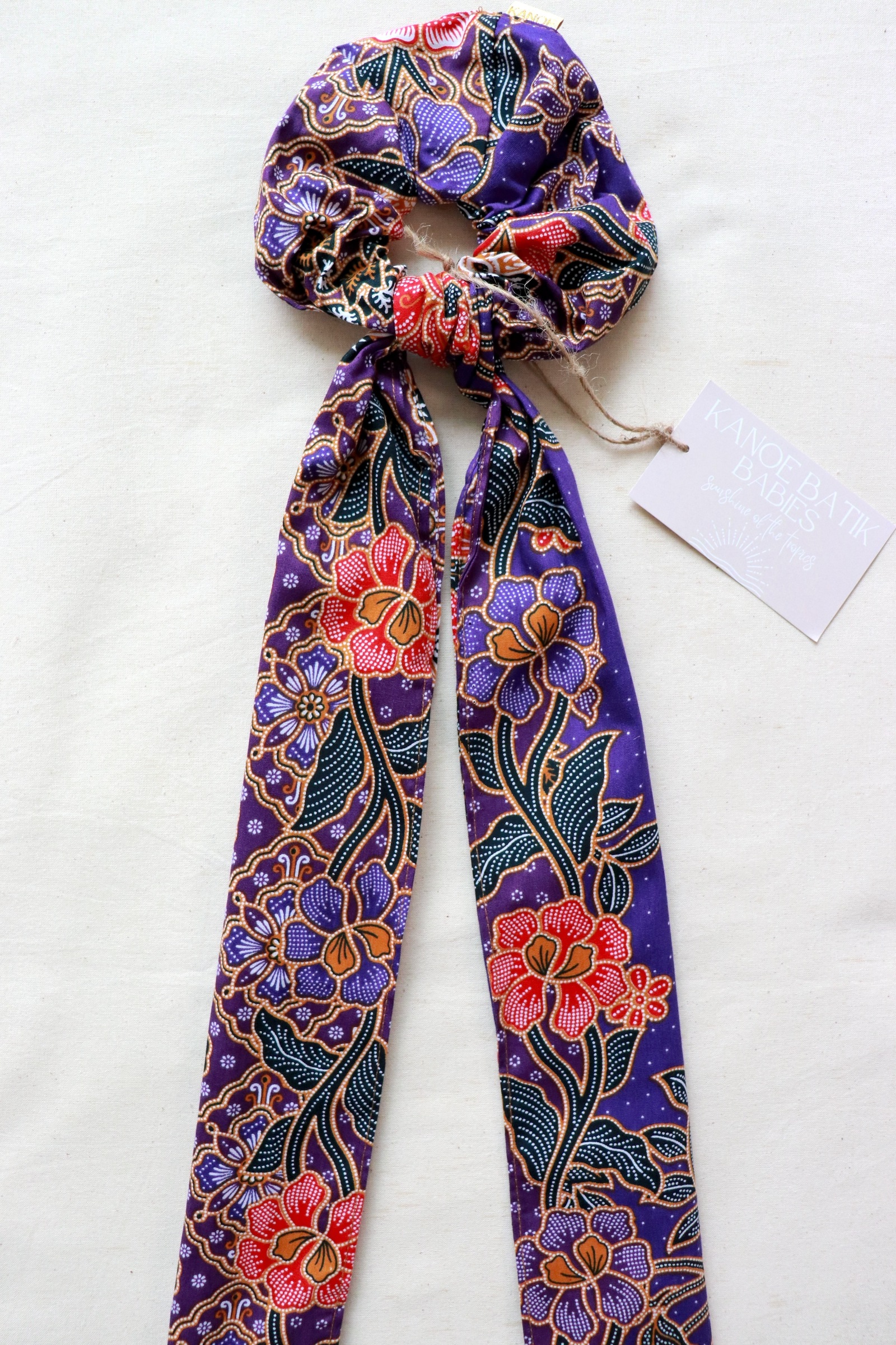 Maxi Batik Scrunchie w/ Ribbon - Lacey
