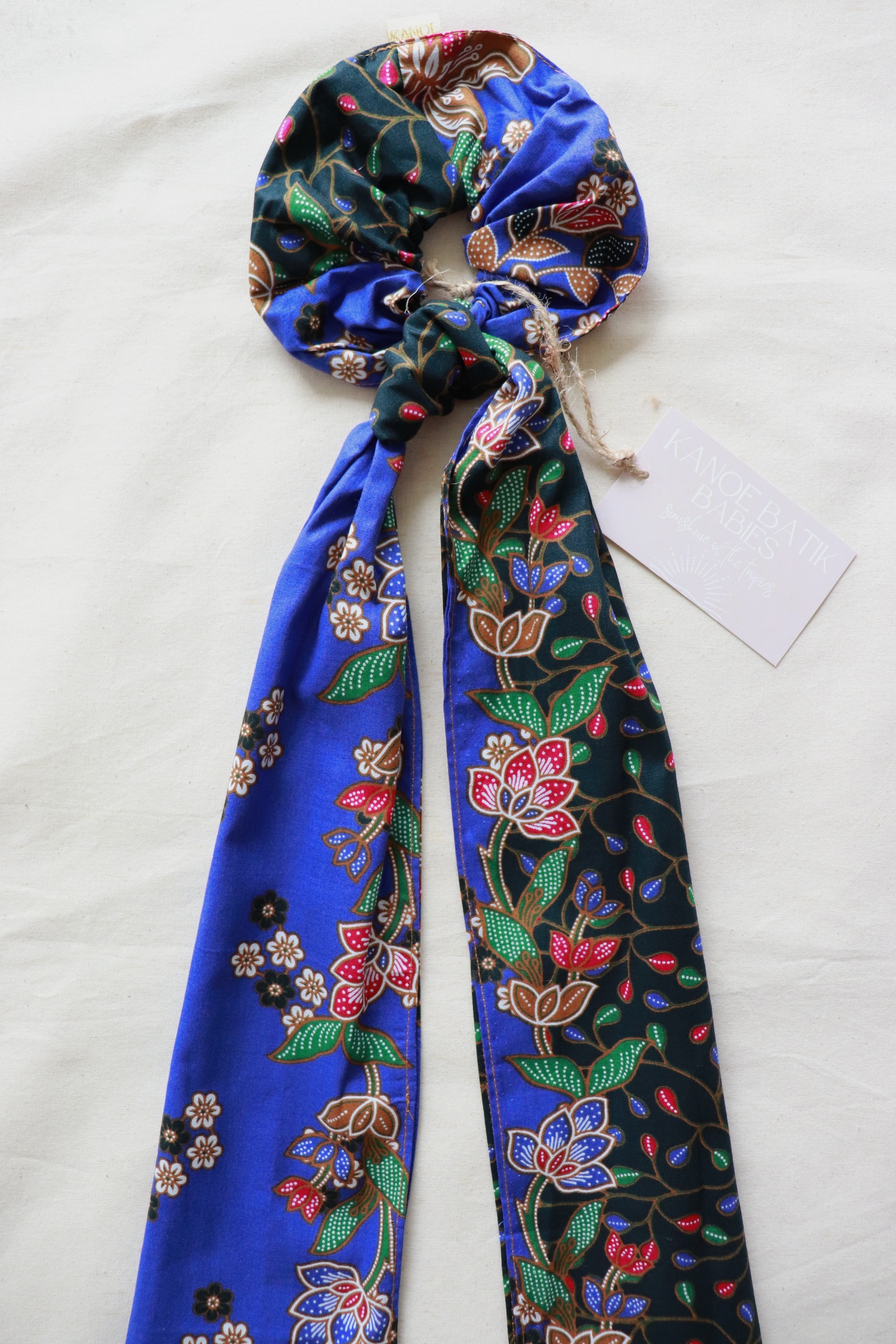 Maxi Batik Scrunchie w/ Ribbon - Fallon