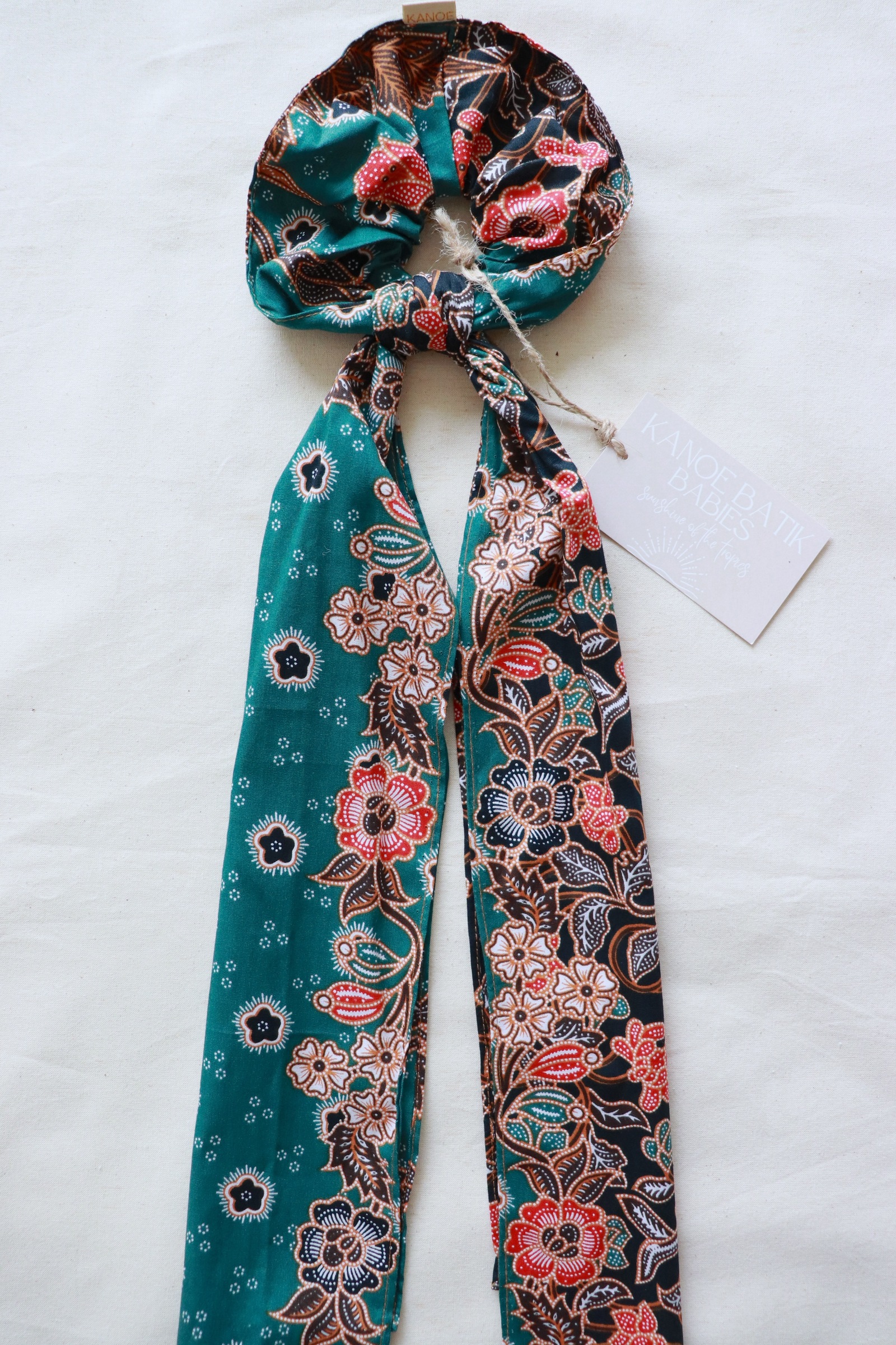 Maxi Batik Scrunchie w/ Ribbon - Brietta