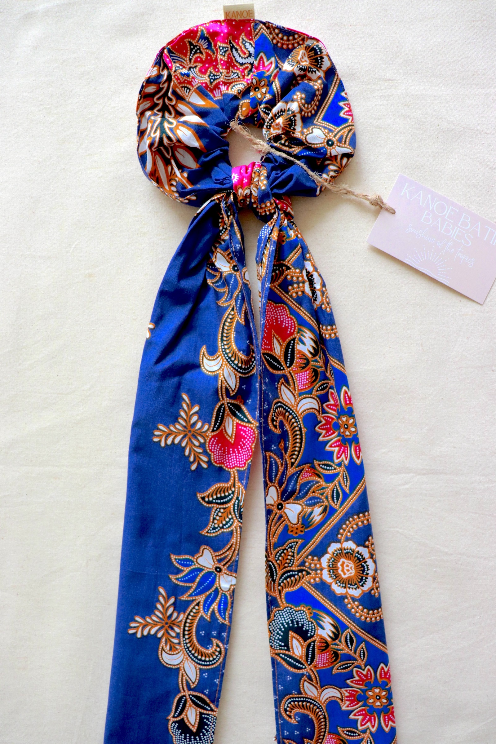 Maxi Batik Scrunchie w/ Ribbon - Delphine